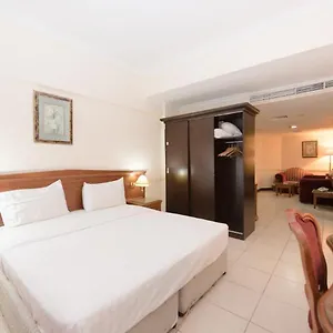 Aparthotel Deebaj Plaza